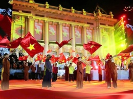 HÀ NỘI PHÁT ĐỘNG SÁNG TÁC VĂN HỌC NGHỆ THUẬT 