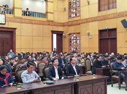 Cán bộ, đảng viên phường Tây Hồ tham dự tiếp sóng Hội nghị toàn quốc quán triệt, triển khai thực hiện nghị quyết của Bộ Chính trị