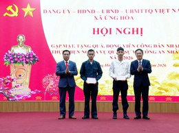 ỨNG HOÀ GẶP MẶT, TẶNG QUÀ ĐỘNG VIÊN THANH NIÊN LÊN ĐƯỜNG NHẬP NGŨ VÀ THỰC HIỆN THAM GIA CÔNG AN NHÂN DÂN NĂM 2026.