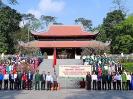 PHƯỜNG CẦU GIẤY: GẶP MẶT, TẶNG QUÀ CÁC QUÂN NHÂN HOÀN THÀNH NGHĨA VỤ QUÂN SỰ VÀ THANH NIÊN NHẬP NGŨ NĂM 2026