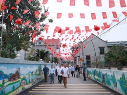 Ban Tổ chức cuộc thi 