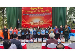 Xuân Đỉnh: Lan tỏa yêu thương, ấm áp Tết Bính Ngọ