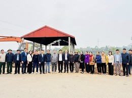 ĐẢNG UỶ – HĐND – UBND XÃ BA VÌ TỔ CHỨC THÁO GỠ, DI CHUYỂN ĐIỂM TẬP KẾT RÁC THÔN LẶT