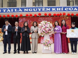 Trường Trung học cơ sở Phú Yên tổ chức chương trình 