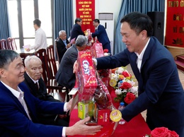 ĐẢNG UỶ - HĐND – UBND – UỶ BAN MTTQ XÃ ỨNG HÒA TỔ CHỨC GẶP MẶT THÂN MẬT CÁN BỘ HƯU TRÍ, BÍ THƯ CHI BỘ, TRƯỞNG THÔN .