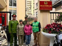 CÔNG AN PHƯỜNG LÁNG KỊP THỜI CỨU NAM THANH NIÊN NGẤT GIỮA ĐƯỜNG, HỖ TRỢ NGƯỜI ĐI LẠC VỀ VỚI GIA ĐÌNH 