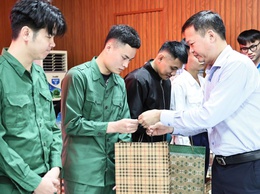 Hòa Xá mùa xuân giao quân: 64 thanh niên viết tiếp truyền thống anh hùng