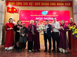 CÂU LẠC BỘ CÁN BỘ NỮ HƯU KỶ NIỆM 116 NĂM NGÀY QUỐC TẾ PHỤ NỮ 8/3