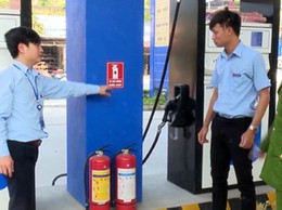 Khuyến cáo, cảnh báo về nguy cơ mất an toàn PCCC và các chế tài xử lý khi tích trữ xăng, dầu.