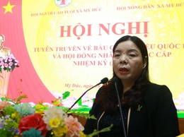 Hội Nông dân và Hội Người cao tuổi xã đẩy manh tuyên truyền về bầu cử