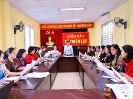 Hội LHPN xã Thiên Lộc mạn đàm tiểu sử ứng cử viên đại biểu Quốc hội khóa XVI và đại biểu HĐND các cấp, nhiệm kỳ 2026 – 2031