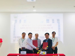 Bệnh viện đa khoa Ba Vì ký kết hợp tác hỗ trợ các trạm y tế xã trong công tác chăm sóc sức khỏe nhân dân