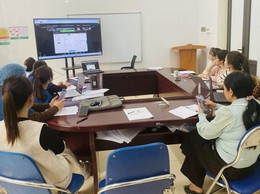 TRẠM Y TẾ XÃ BA VÌ TỔ CHỨC TẬP HUẤN TRIỂN KHAI CHIẾN DỊCH 90 NGÀY RÀ SOÁT, CẬP NHẬT HỒ SƠ SỨC KHỎE ĐIỆN TỬ