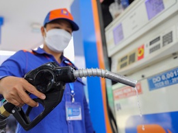 UBND xã đề nghị người dân không tích trữ xăng, dầu trái quy định