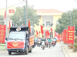 Chương Dương tuyên truyền lưu động, lan tỏa khí thế,
hướng tới ngày bầu cử