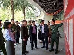 Đoàn công tác số 9 Thành ủy Hà Nội kiểm tra công tác chuẩn bị bầu cử tại phường Cầu Giấy