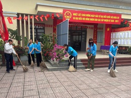 Xã Gia Lâm đồng loạt ra quân tổng vệ sinh môi trường chào mừng ngày bầu cử