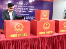 Cử tri phường Khương Đình hân hoan, phấn khởi trước ngày hội non sông