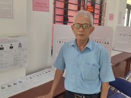 Người thương binh 80 tuổi và niềm tự hào qua những mùa bầu cử