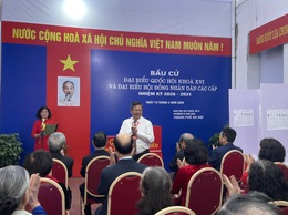 Tưng bừng ngày hội bầu cử – Cử tri Phường Ô Chợ Dừa phấn khởi đi bỏ phiếu từ sớm