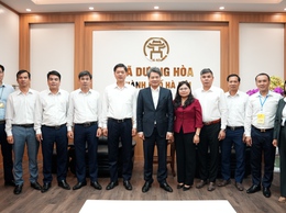 Đồng chí Nguyễn Quang Đức - Ủy viên Trung ương Đảng, Phó Trưởng Ban Tuyên giáo và Dân vận Trung ương kiểm tra công tác bầu cử tại xã Dương Hoà