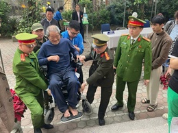 Những hình ảnh đẹp của phường Đông Ngạc trong Ngày hội toàn dân đi bầu cử