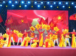 RỘN RÀNG ĐÊM NGHỆ THUẬT CHÀO MỪNG THÀNH CÔNG CUỘC BẦU CỬ TẠI XÃ DÂN HÒA