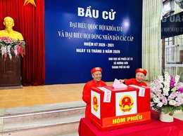 Gần 100% cử tri xã Hương Sơn hoàn thành thực hiện quyền và nghĩa vụ công dân