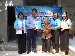 Bàn giao công trình chào mừng bầu cử đại biểu Quốc hội và HĐND các cấp