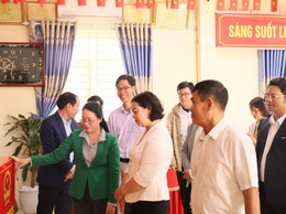 ĐOÀN GIÁM SÁT SỐ 06 CỦA ỦY BAN MTTQ VIỆT NAM THÀNH PHỐ HÀ NỘIKIỂM TRA CÔNG TÁC BẦU CỬ TRÊN ĐỊA BÀN XÃ CỔ ĐÔ