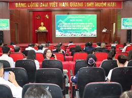 Hội nghị lấy ý kiến đối với hồ sơ phương án tuyến, tỷ lệ 1/500 dự án trục không gian Quốc lộ 1 A gắn với chỉnh trang và tái thiết đô thị.