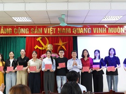 Trần Phú: dự lễ bế giảng lớp bồi dưỡng nhận thức về Đảng khóa I năm 2026