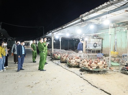 Xã Quảng Bị tăng cường các biện pháp bảo vệ môi trường khu chợ buôn bán giết mổ gia súc, gia cầm tại thôn Bến