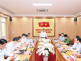 Đoàn kiểm tra liên ngành của Sở nông nghiệp và môi trường Hà Nội làm việc với đại diện 4 xã, phường về công tác quản lý hoạt động giết mổ, vận chuyển, kinh doanh động vật và sản phẩm động vật