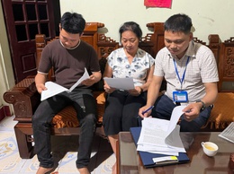 Câu chuyện đẹp về hỗ trợ thủ tục hành chính cho người yếu thế