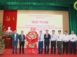 Phú Cát gặp mặt, chúc mừng cán bộ y tế nhân kỷ niệm 71 năm ngày thầy thuốc Việt Nam (27/02/1955 – 27/02/2026)