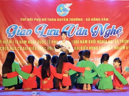 Chi hội phụ nữ Thôn Duyên Trường: giao lưu văn nghệ và tổ chức thi kéo co chào mừng Ngày Quốc tế Phụ nữ 8/3 và cuộc bầu cử đại biểu Quốc hội và Hội đồng nhân dân các cấp