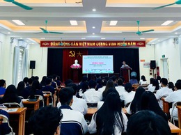 61 học sinh THPT ưu tú được bồi dưỡng nhận thức về Đảng