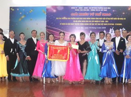 Gần 150 vận động viên tham gia Giải khiêu vũ thể thao các câu lạc bộ phường Bạch Mai