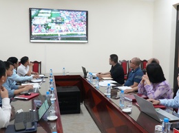 Giao ban tiến độ cải tạo, chỉnh trang khu trưng bày sản phẩm làng nghề thôn Lưu Thượng