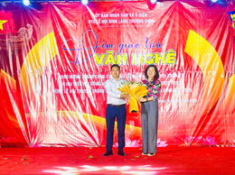 Tiểu Ban Quản lý di tích Đình Thượng Thôn, Liên Hà, xã Ô Diên tổ chức chương trình văn nghệ chào mừng thành công cuộc bầu cử và lễ hội truyền thống năm Bính Ngọ 2026