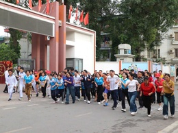 PHƯỜNG VĨNH HƯNG TỔ CHỨC LỄ PHÁT ĐỘNG NGÀY CHẠY OLYMPIC VÌ SỨC KHỎE TOÀN DÂN NĂM 2026 CHÀO MỪNG THÀNH CÔNG BẦU CỬ ĐẠI BIỂU QUỐC HỘI KHÓA XVI VÀ ĐẠI BIỂU HĐND CÁC CẤP NHIỆM KỲ 2026 – 2031