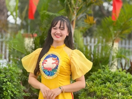 CÔ GIÁO PHẠM ANH TOÀN – BÍ THƯ CHI ĐOÀN NHIỆT HUYẾT CỦA TRƯỜNG MẦM NON HỒNG DƯƠNG