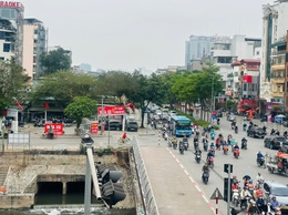 Dự báo thời tiết 22/3/2026: Miền Bắc giảm mưa hửng nắng, Hà Nội cao nhất 27 độ