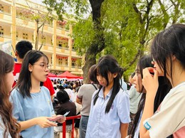 Định hướng tuyển sinh lớp 10: Gỡ “nút thắt” chọn trường cho học sinh lớp 9