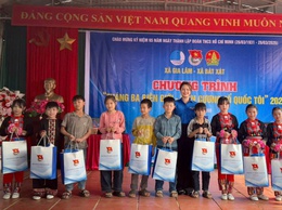 Đoàn xã Gia Lâm tổ chức chương trình “Tháng ba biên giới – Biên cương Tổ quốc tôi” tại Lào Cai