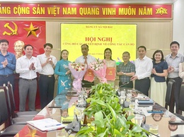 ĐẢNG ỦY XÃ NỘI BÀI TỔ CHỨC HỘI NGHỊ CÔNG BỐ CÁC QUYẾT ĐỊNH VỀ CÔNG TÁC CÁN BỘ