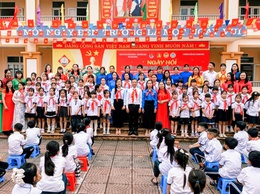 Sôi nổi Ngày hội 