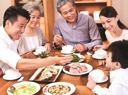 Xã Đông Anh triển khai hưởng ứng Cuộc thi viết với chủ đề “Bữa cơm gia đình ấm áp yêu thương” nhân kỷ niệm 25 năm Ngày Gia đình Việt Nam (28/6/2001 – 28/6/2026)