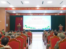 CÔNG AN XÃ THƯ LÂM TỔ CHỨC LỄ KHAI GIẢNG LỚP TẬP HUẤN KỸ NĂNG BẢO ĐẢM TTATGT ĐỐI VỚI LỰC LƯỢNG THAM GIA BẢO VỆ AN NINH, TRẬT TỰ Ở CƠ SỞ